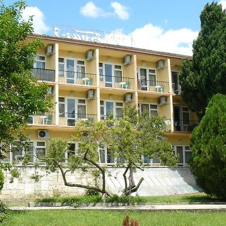 Hotel Briz 3 - Free Parking Varna Exterior photo